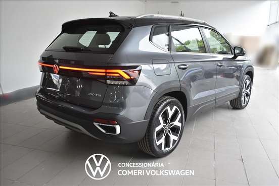 VOLKSWAGEN-TAOS-2026