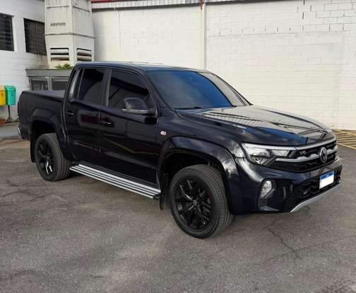 VOLKSWAGEN-AMAROK-2024
