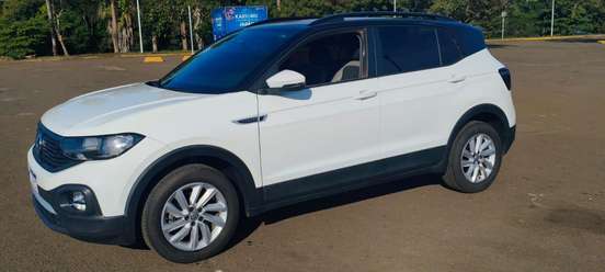 VOLKSWAGEN-T-CROSS-2020