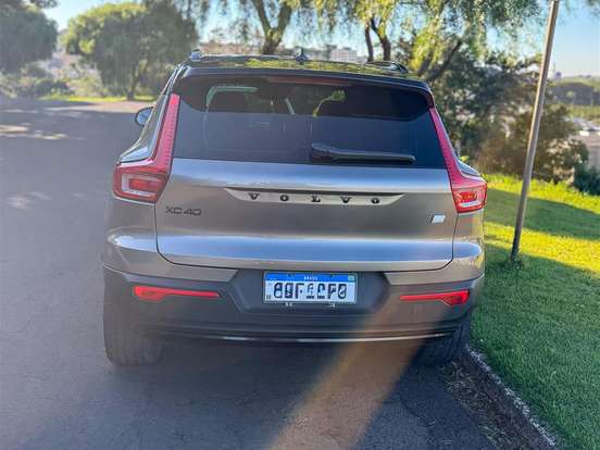 VOLVO-XC40-1.5 T5 RECHARGE R-DESIGN GEARTRONIC VOLVO-XC40-2021