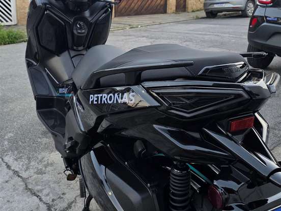 YAMAHA-XMAX 250 CONNECTED ABS YAMAHA-XMAX 250 CONNECTED ABS-2024