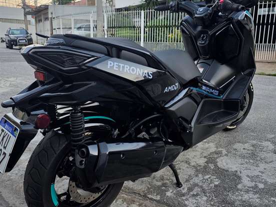 YAMAHA-XMAX 250 CONNECTED ABS YAMAHA-XMAX 250 CONNECTED ABS-2024