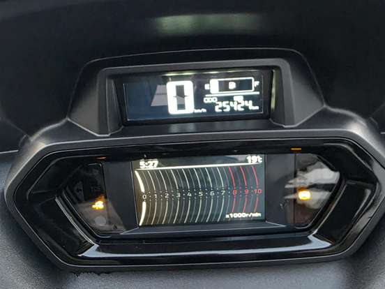 YAMAHA-XMAX 250 CONNECTED ABS YAMAHA-XMAX 250 CONNECTED ABS-2024