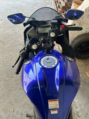 YAMAHA-YZF R15-2025
