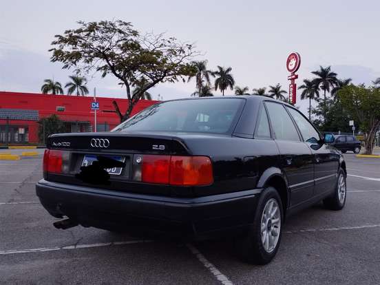 AUDI-100-2.8 V6 GASOLINA 4P AUTOMÁTICO AUDI-100-1994
