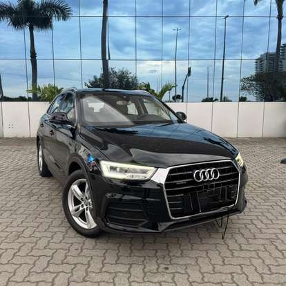 AUDI-Q3-2015