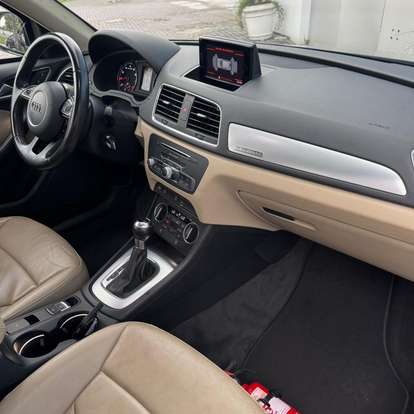 AUDI-Q3-2015
