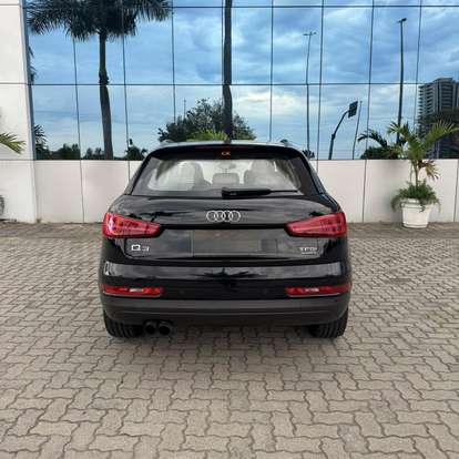AUDI-Q3-2015
