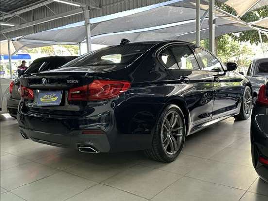 BMW-530i-2.0 16V TURBO GASOLINA M SPORT AUTOMÁTICO BMW-530i-2019