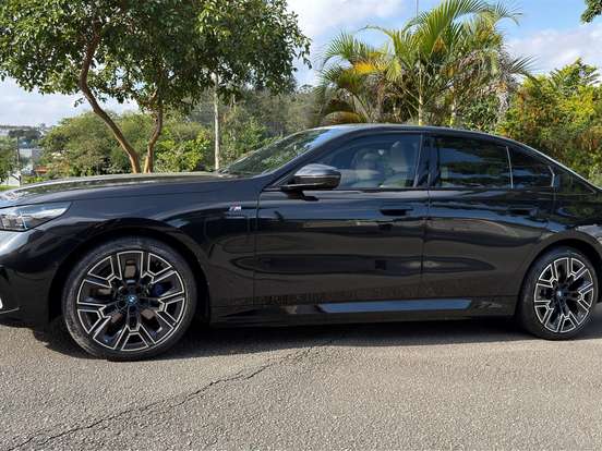 BMW-530e-2.0 TWINPOWER PHEV M SPORT AUTOMÁTICO BMW-530e-2024
