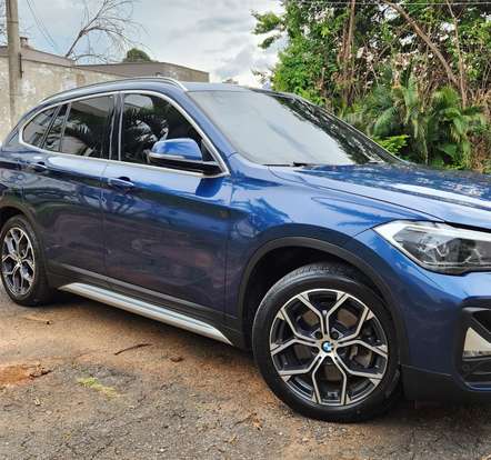 BMW-X1-2021