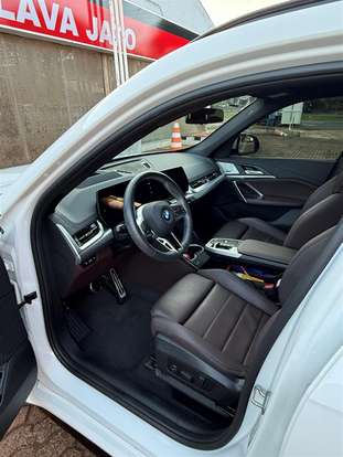 BMW-X1-2024