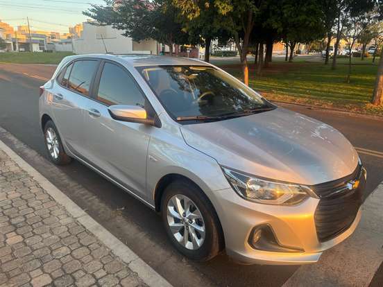 CHEVROLET-ONIX-2022