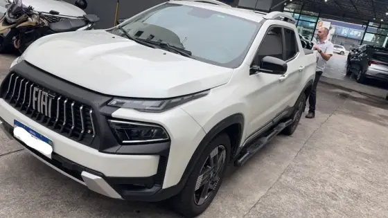 FIAT TORO 1.3 TURBO 270 FLEX VOLCANO AT6 FIAT TORO 1.3 TURBO 270 FLEX VOLCANO AT6