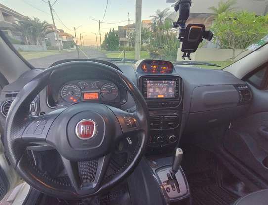 FIAT-STRADA-1.8 MPI ADVENTURE CD 16V FLEX 3P AUTOMATIZADO FIAT-STRADA-2015