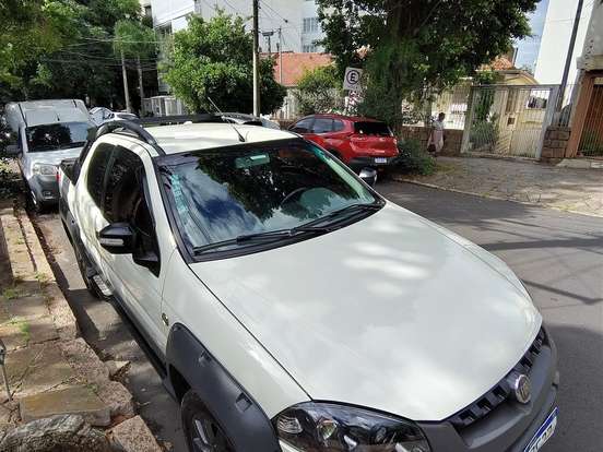 FIAT-STRADA-1.8 MPI ADVENTURE CD 16V FLEX 3P AUTOMATIZADO FIAT-STRADA-2015