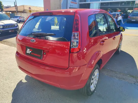 FORD FIESTA 1.0 ROCAM HATCH 8V FLEX 4P MANUAL