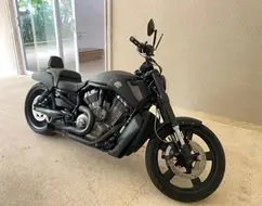 HARLEY-DAVIDSON V-ROD MUSCLE HARLEY-DAVIDSON V-ROD MUSCLE
