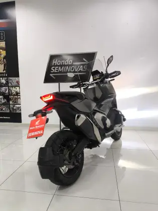 HONDA X-ADV HONDA X-ADV