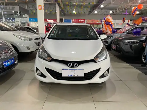 HYUNDAI HB20 1.6 COMFORT PLUS 16V FLEX 4P AUTOMÁTICO HYUNDAI HB20 1.6 COMFORT PLUS 16V FLEX 4P AUTOMÁTICO