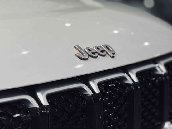 JEEP-COMMANDER-2021