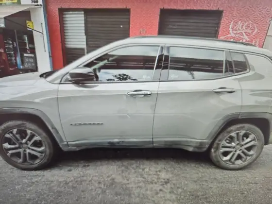 JEEP COMPASS 1.3 T270 TURBO FLEX LONGITUDE AT6 JEEP COMPASS 1.3 T270 TURBO FLEX LONGITUDE AT6