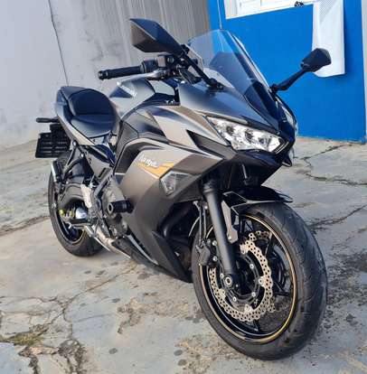 KAWASAKI-NINJA 650 ABS-2023