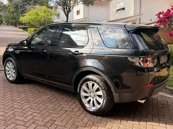 LAND ROVER-DISCOVERY SPORT-2.0 16V SI4 TURBO GASOLINA SE 4P AUTOMÁTICO LAND ROVER-DISCOVERY SPORT-2015