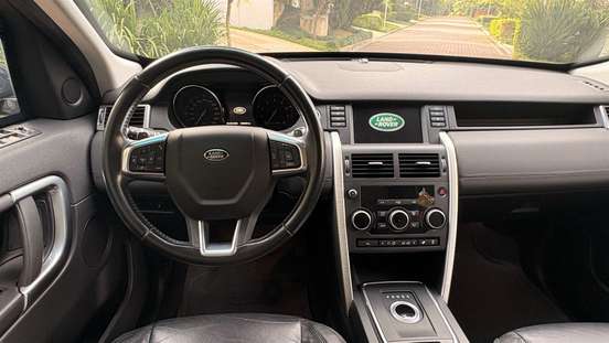 LAND ROVER-DISCOVERY SPORT-2015