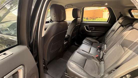 LAND ROVER-DISCOVERY SPORT-2015