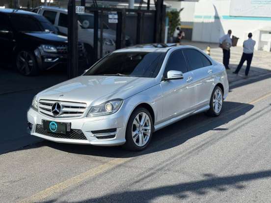MERCEDES-BENZ-C 200-1.8 CGI AVANTGARDE 16V GASOLINA 4P AUTOMÁTICO MERCEDES-BENZ-C 200-2013