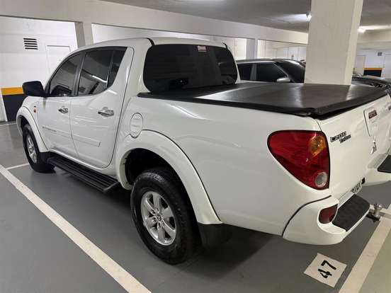 MITSUBISHI-L200 TRITON-2012