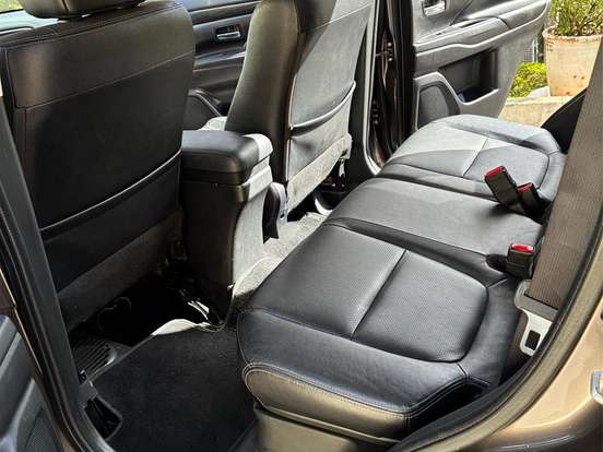 MITSUBISHI-OUTLANDER-2.0 COMFORT 16V GASOLINA 4P AUTOMÁTICO MITSUBISHI-OUTLANDER-2017