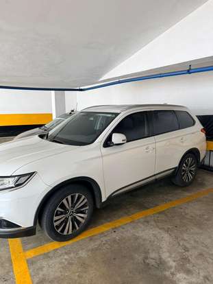 MITSUBISHI-OUTLANDER-2018