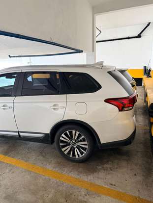 MITSUBISHI-OUTLANDER-2018