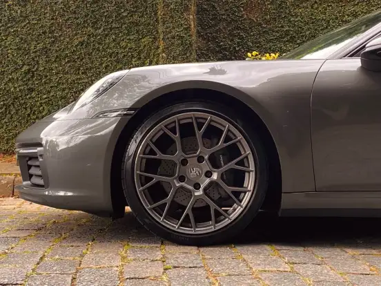PORSCHE-911-2019