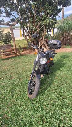 ROYAL ENFIELD-SCRAM 411-2023