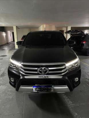 TOYOTA-HILUX-2021