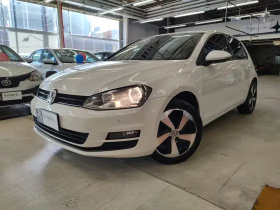 VOLKSWAGEN GOLF 1.6 MSI COMFORTLINE 16V TOTAL FLEX 4P MANUAL