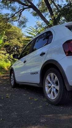 VOLKSWAGEN-GOL-2018