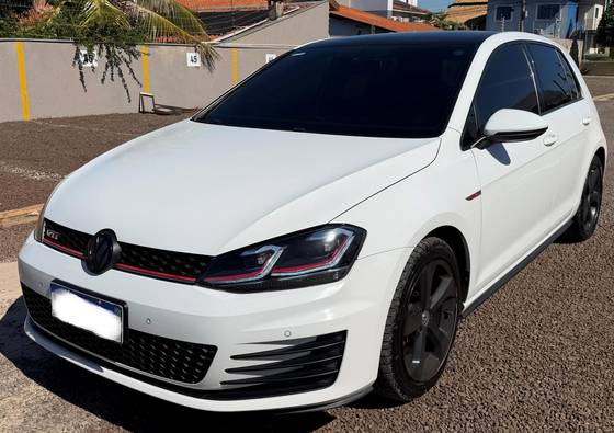 VOLKSWAGEN GOLF 2.0 TSI GTI 16V TURBO GASOLINA 4P AUTOMÁTICO