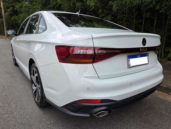 VOLKSWAGEN-JETTA-2025