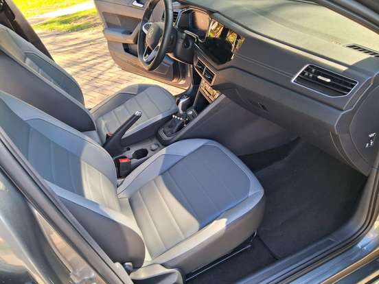 VOLKSWAGEN-NIVUS-1.0 200 TSI TOTAL FLEX HIGHLINE AUTOMÁTICO VOLKSWAGEN-NIVUS-2023