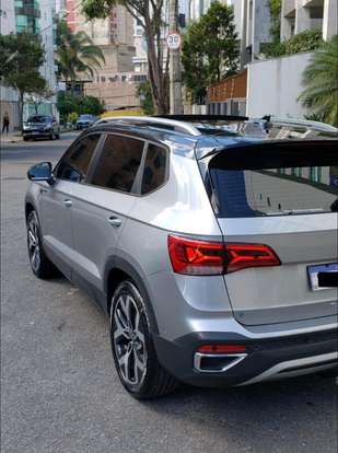 VOLKSWAGEN-TAOS-2024