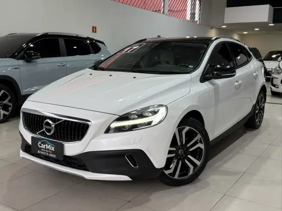 VOLVO V40 2.0 T4 CROSS COUNTRY GASOLINA 4P AUTOMÁTICO