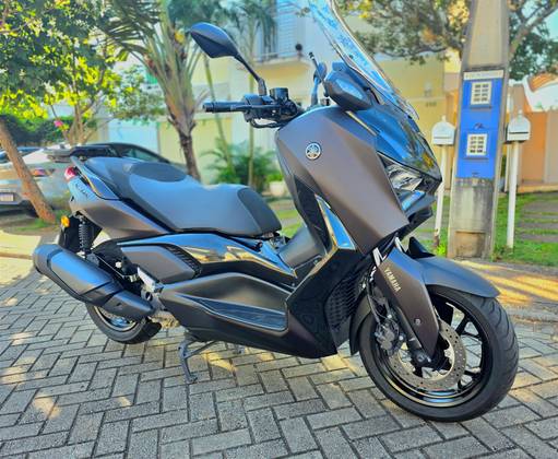 YAMAHA XMAX 300 CONNECTED ABS 