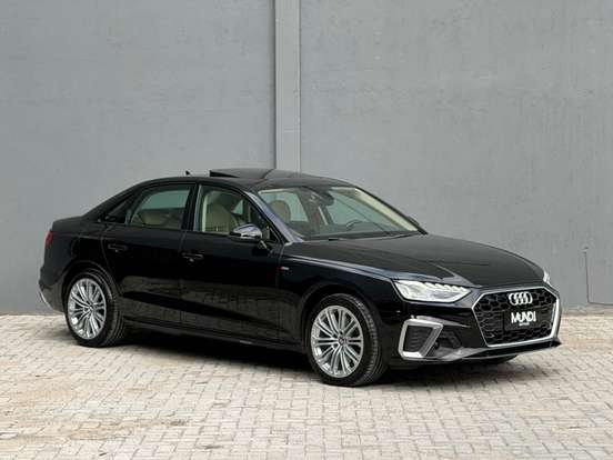 AUDI-A4-2020