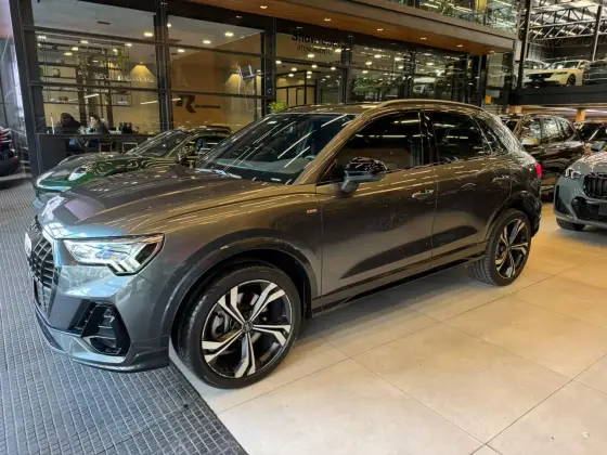 AUDI Q3 2.0 40 TFSI GASOLINA PERFORMANCE BLACK QUATTRO TIPTRONIC