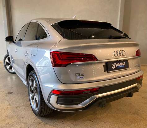 AUDI-Q5-2023