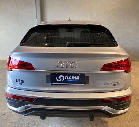AUDI-Q5-2023